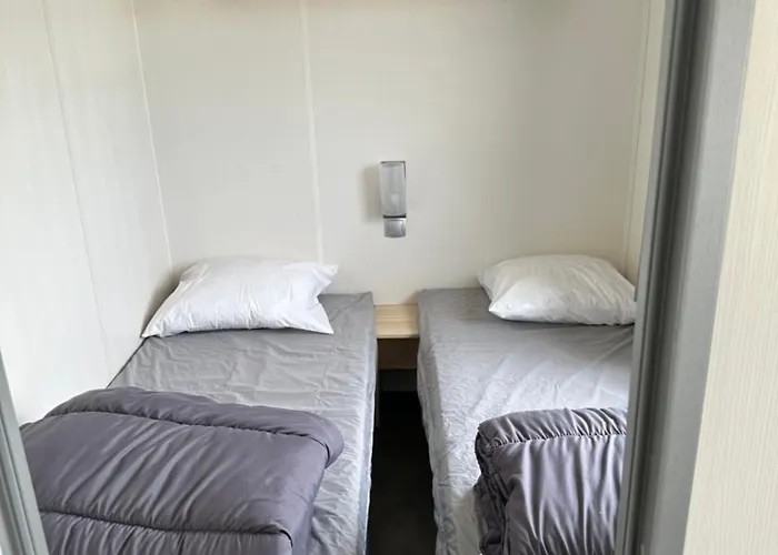 Met Zeezicht مكان تخييم